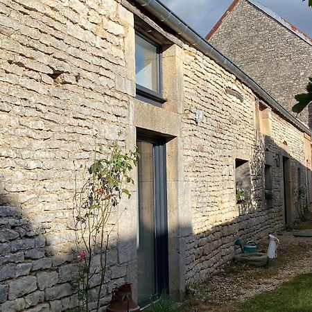 Gite L'Atelier D'Emile Baigneux-les-Juifs Exterior foto
